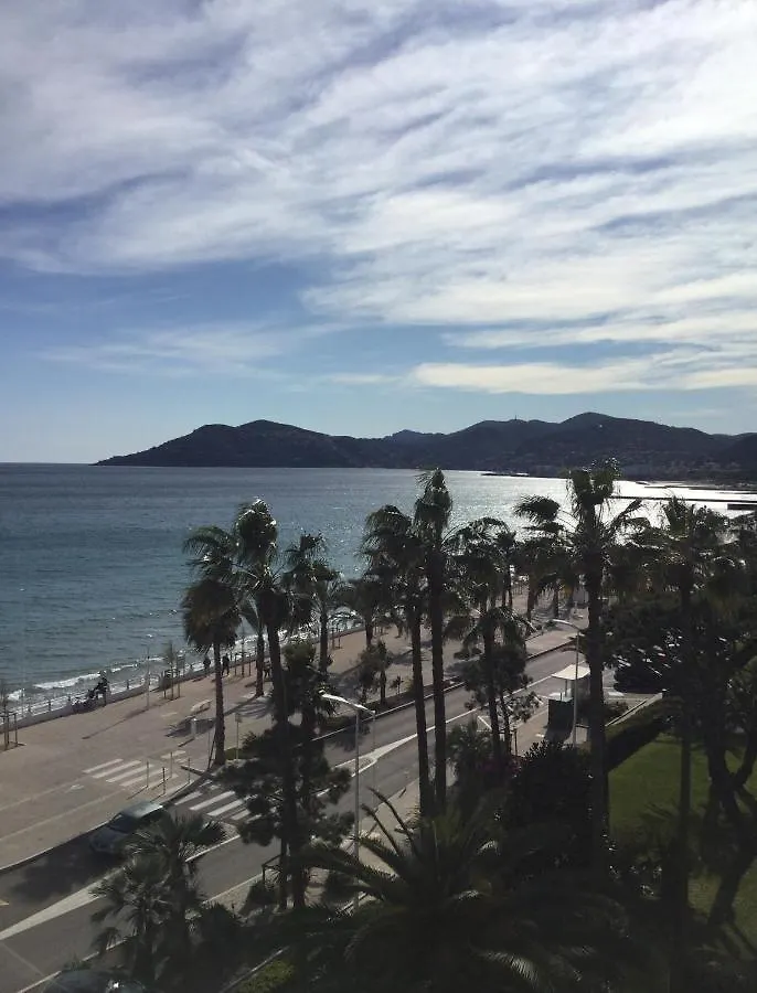 Bord De Mer - Cannes La Bocca 0*,